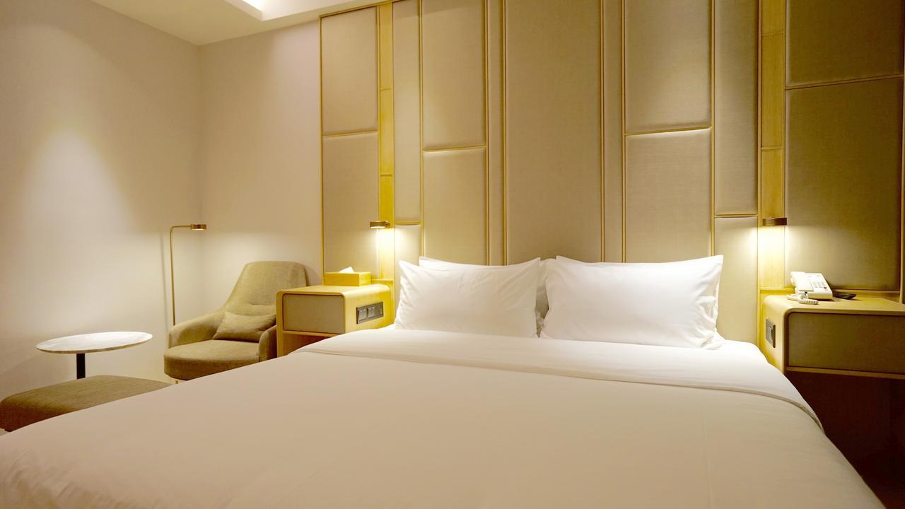 Ji Hotel Shanghai Baoshan Youyi Road Exterior photo