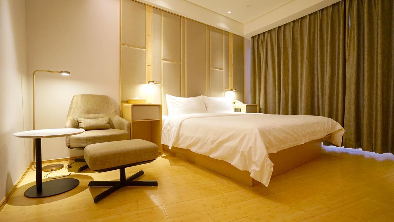 Ji Hotel Shanghai Baoshan Youyi Road Exterior photo